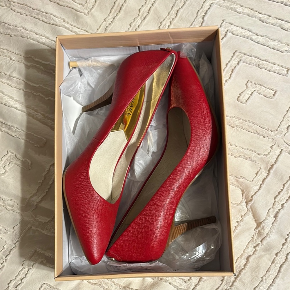 MICHAEL Michael Kors Red Elegant Heels